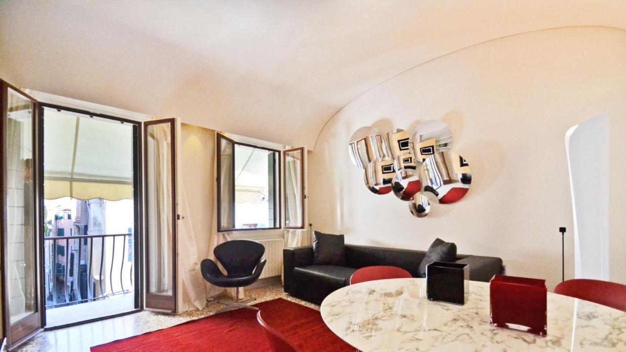 ונציה Ai Bareteri Luxury Canal View מראה חיצוני תמונה